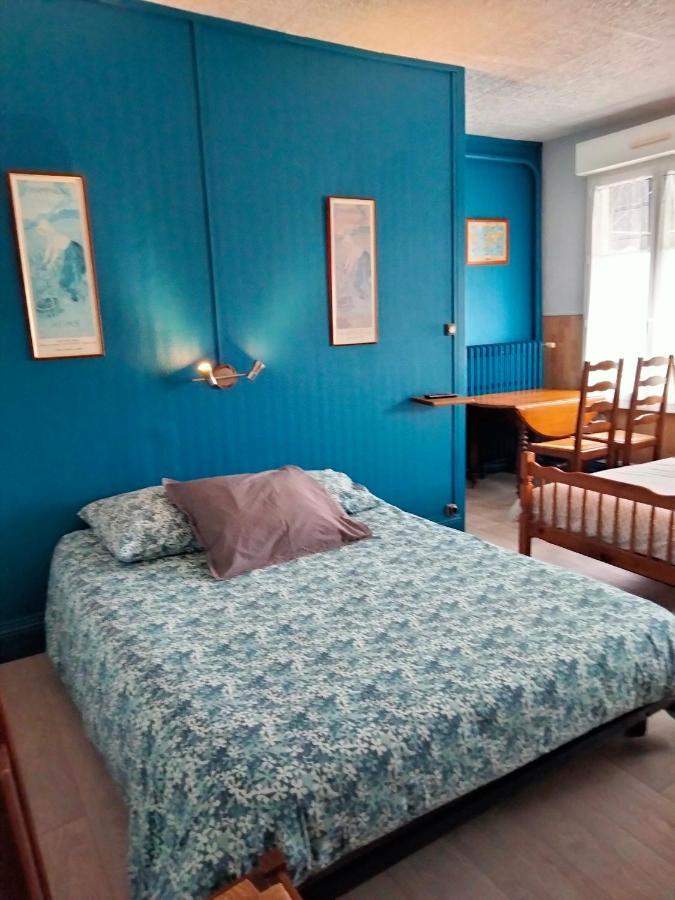 Le Gibergeon Otel Signy-lʼAbbaye Dış mekan fotoğraf